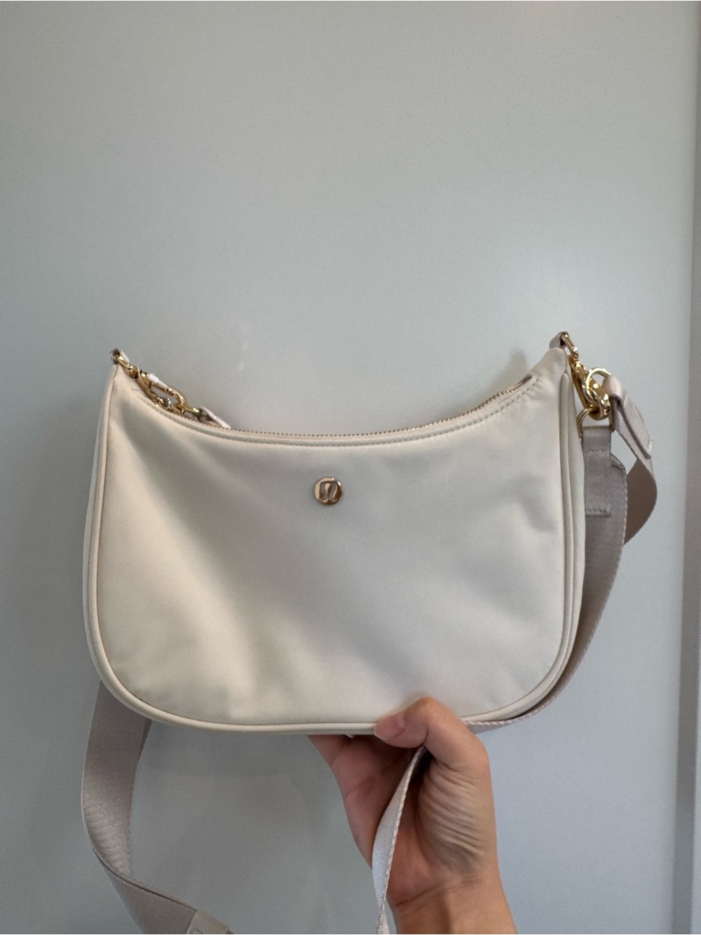Lululemon City Essentials Small Shoulder Bag - Pre-Owned - Plz Check Pics
